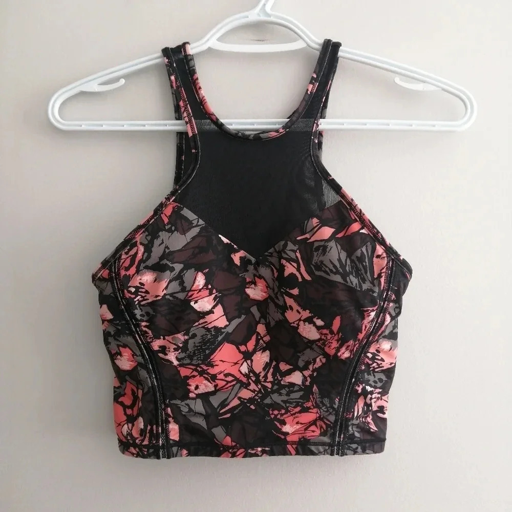 Lululemon Get It Om Tank With Built In Bra Mini Paint Storm Red Black Size 4